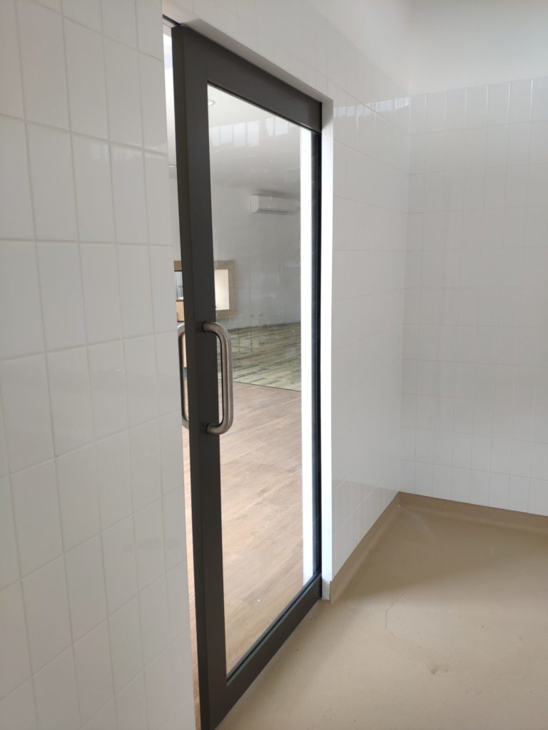 Optimise Workplace Flexibility with Premium Sliding Doors